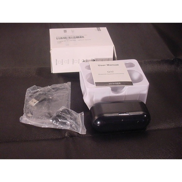 RoHS Wireless Bluetooth Earbuds - NEW - Picture 3 of 3